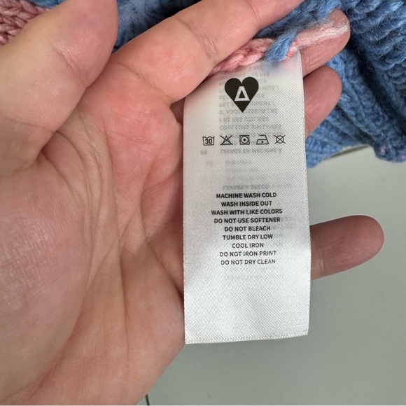 Aelfric Eden‎ Colorful Rainbow Fringe Sleeve Chunky Knit Sweater Size Medium - Picture 5 of 6